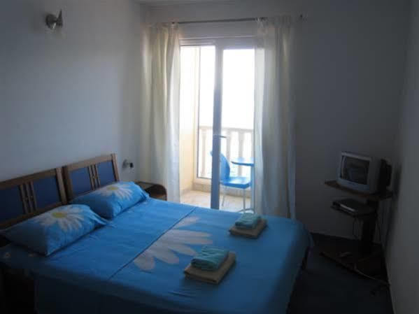 Superb Beachfront Luxury Seaview With Private Beach Milna  Ngoại thất bức ảnh